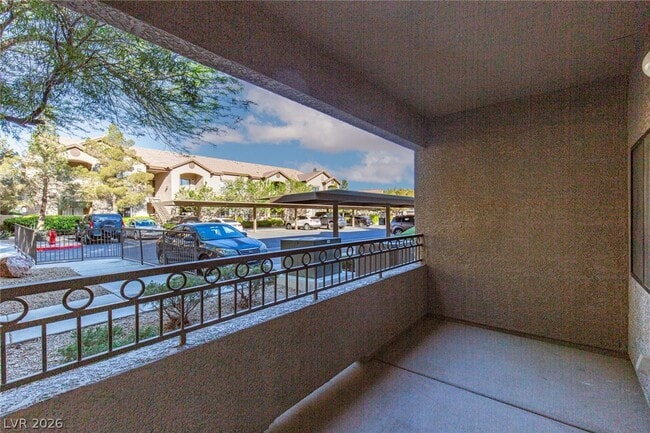 Photo - 8250 N Grand Canyon Dr Unidad 1135