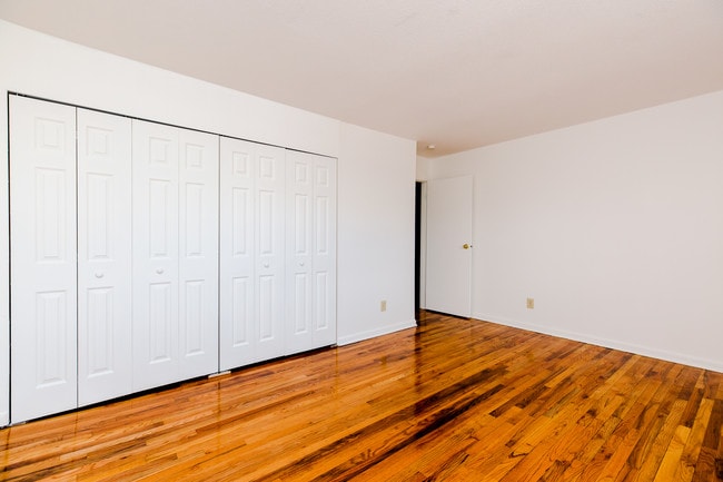 Cottage Street Apartments
