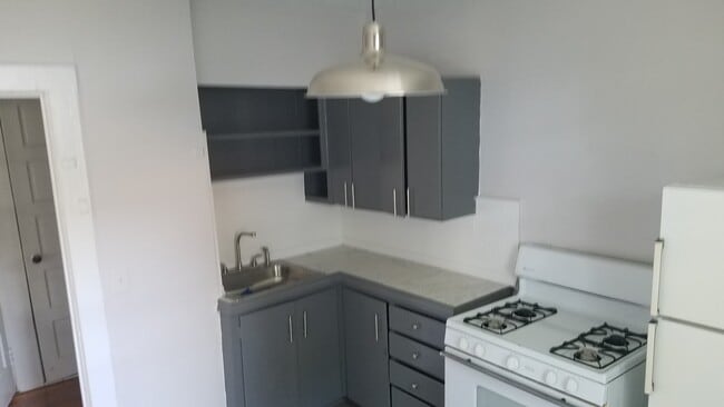 Photo - 175 Pearl St Unit Apartment 3