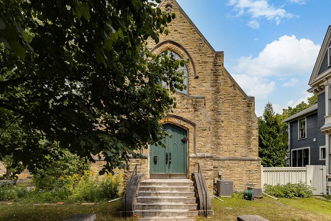 Building Photo - 2 Bed | 1.5 Bath | Converted Church Condo in the heart of Selby/Dale neighborhood