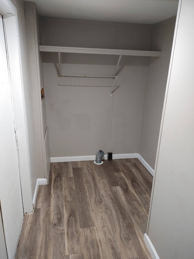 Photo - 30 Cambridge Dr