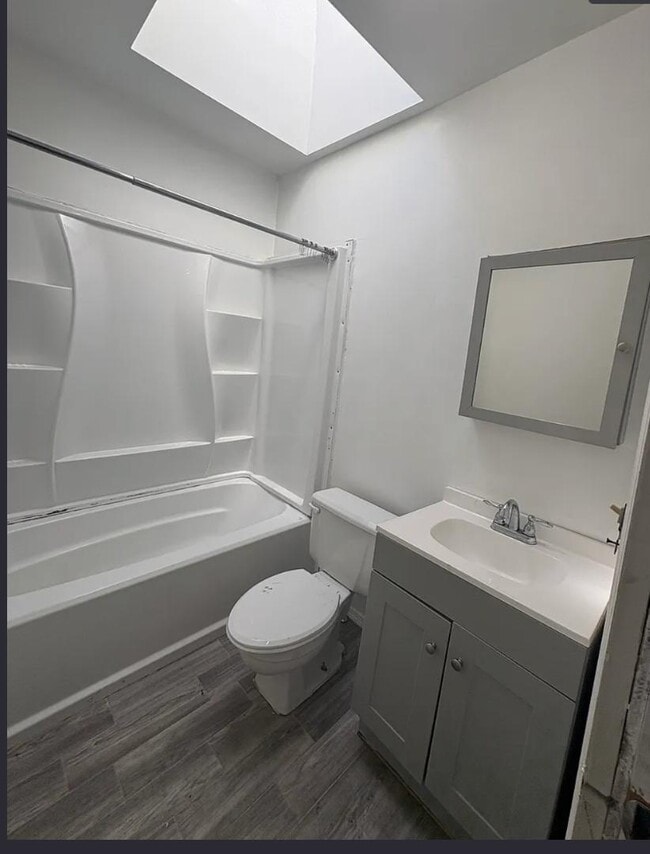 Photo - 541 S 15th St