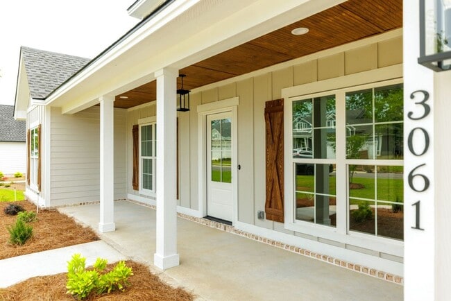 Photo - 3061 Houser Wy