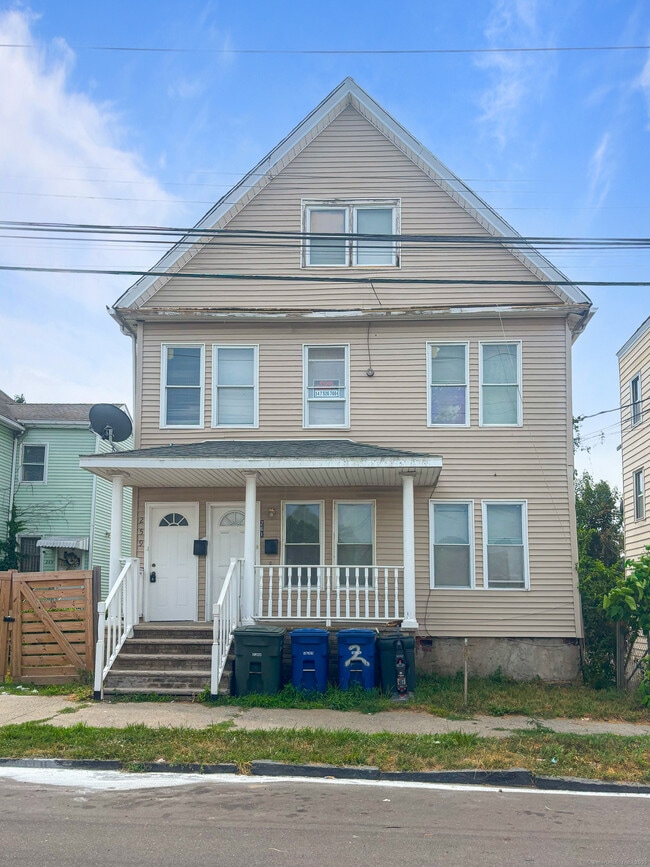 Photo - 259 6th St Unit 2