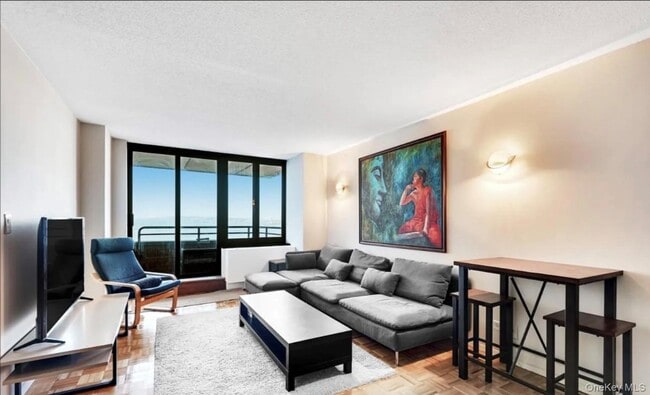 Photo - 200 Rector Pl Unit 24G