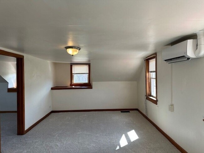 Photo - Northern York School District 2 Bedroom 1 ...