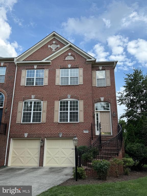Photo - 2431 Cypress Green Ln Townhome