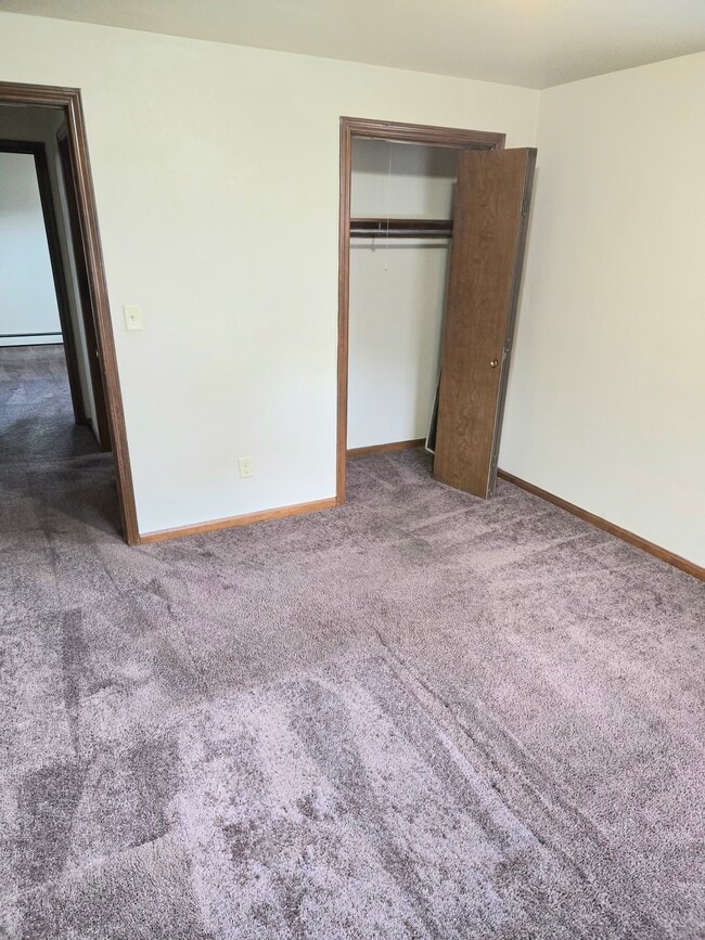 Photo - 8260 Southern Blvd