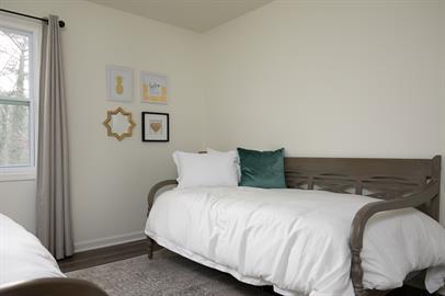 Photo - 504 Wonder Ln