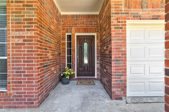 Photo - 3721 Pine Needle Cir