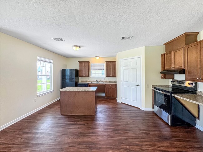 7521 Blue Jay Dr