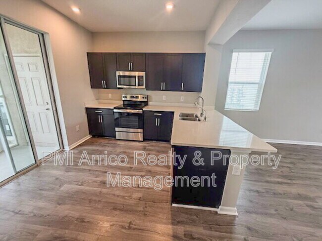 Photo - 6334 Fairmont Ln