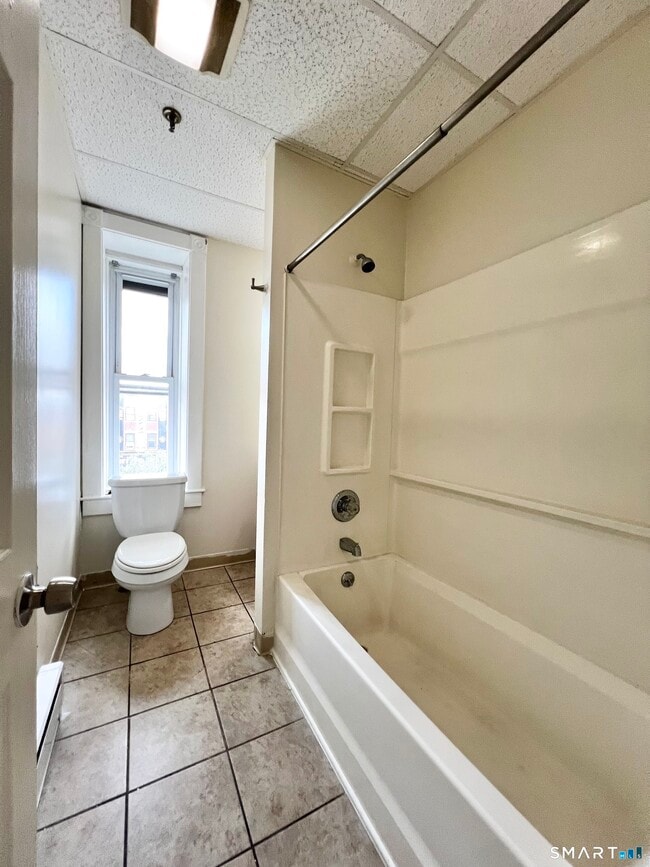 Photo - 696 Main St Unit 1C