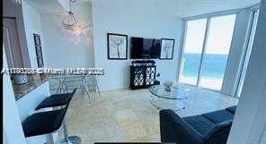 Building Photo - 6515 Collins Ave Unit 1604