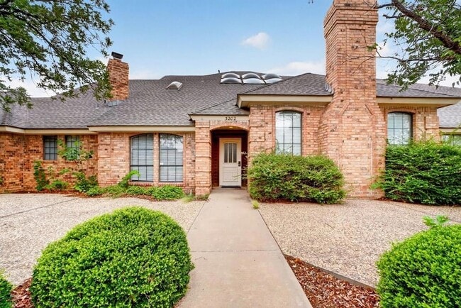 Building Photo - 3202 Tealwood Pl