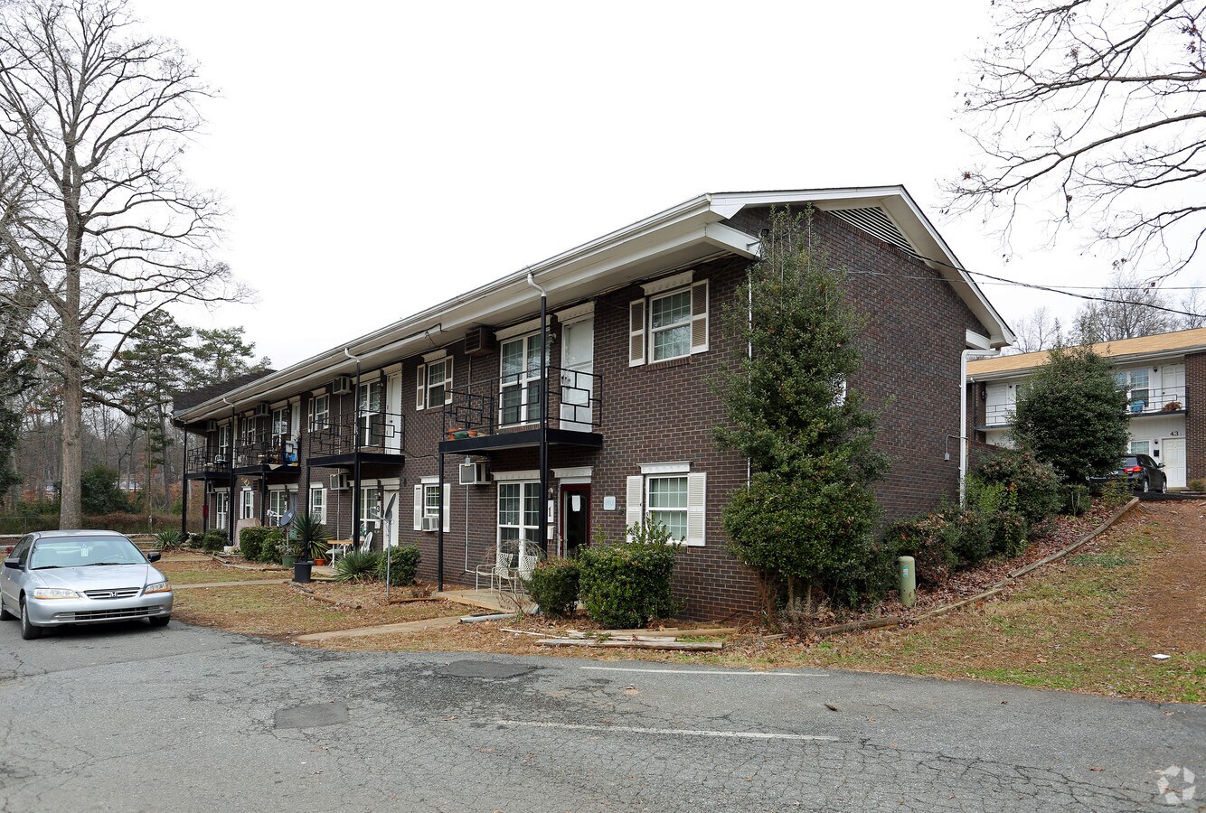 Lakewood Manor - Lakewood Manor