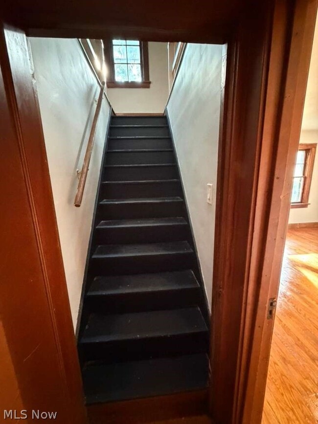 72 Harriman Ave