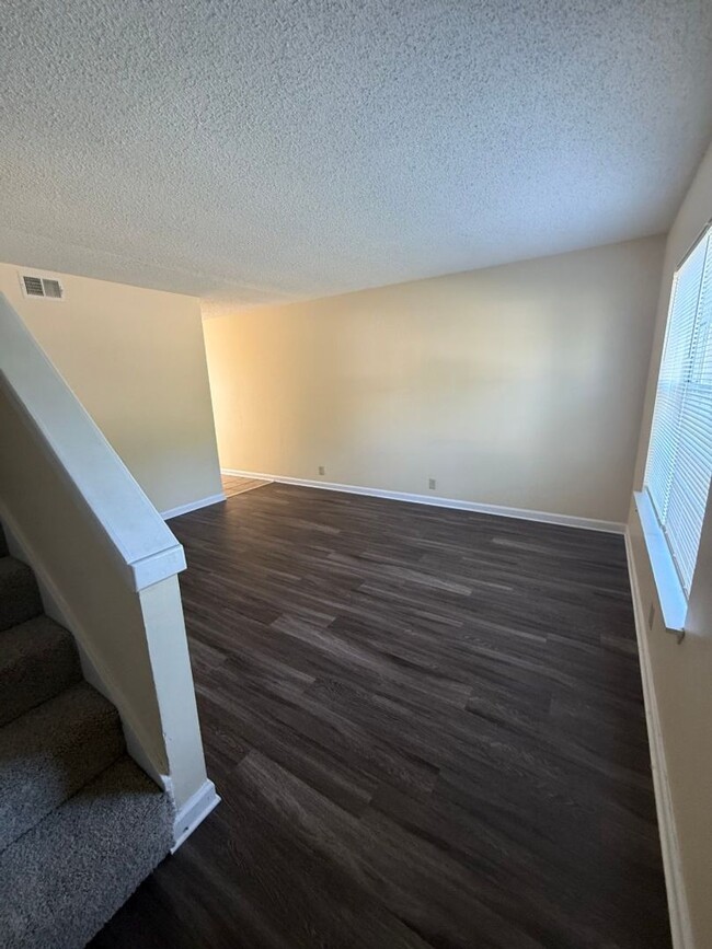 Photo - Affordable Townhome with Free Rent
