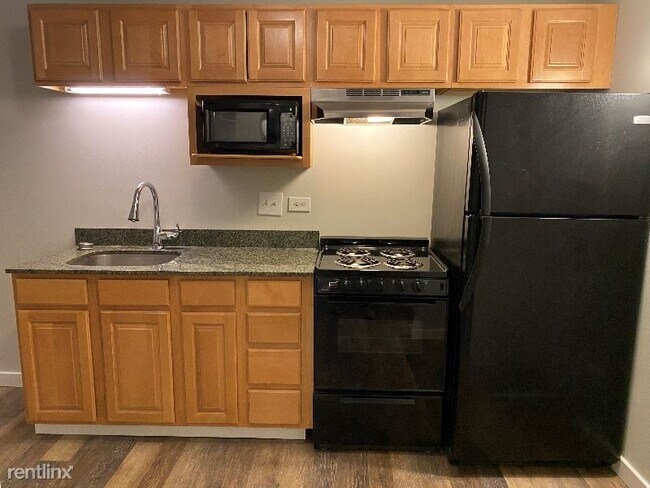 Photo - 20-4 N Wabash Ave