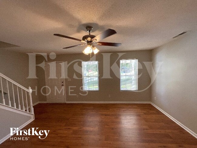 3125 Glen Laurel Ln