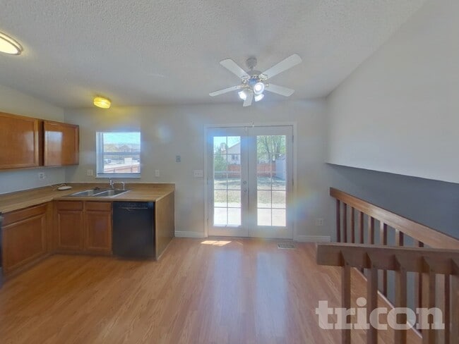 Photo - 722 Blossom Field Rd