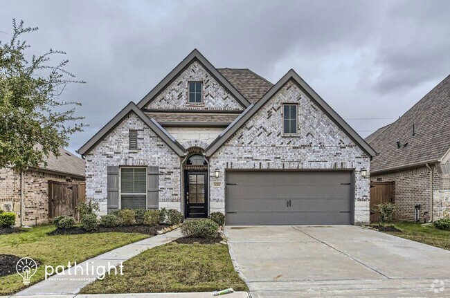 Building Photo - 6326 Shadowbrook Hollow Trail Rental