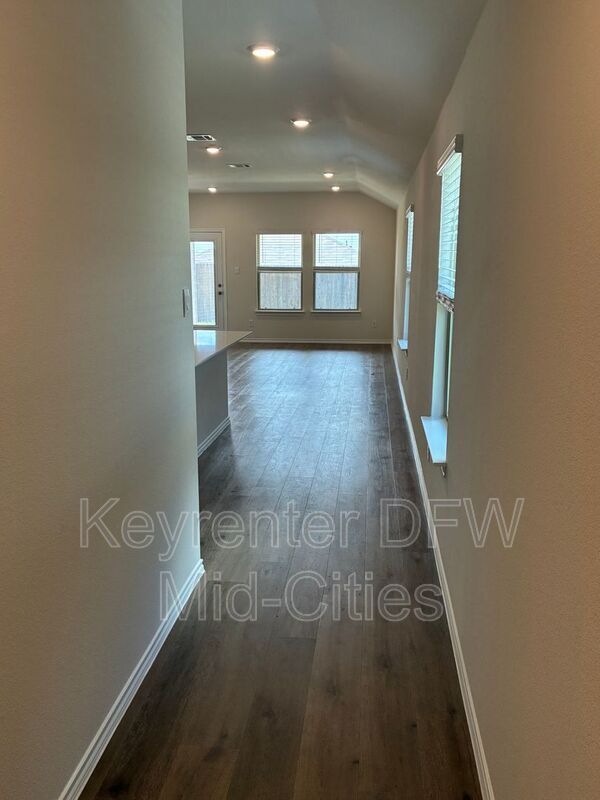 Photo - 4624 Verdin St