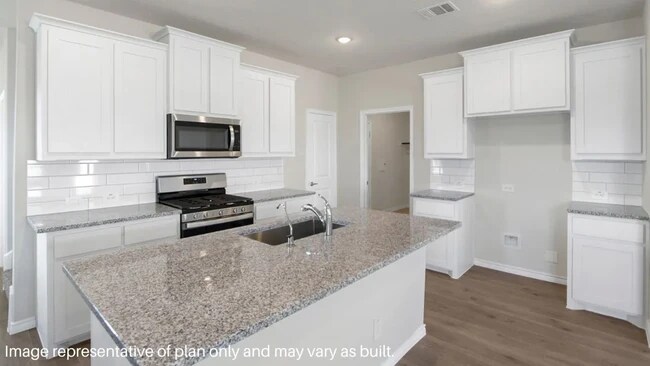 325 Willowmore Dr
