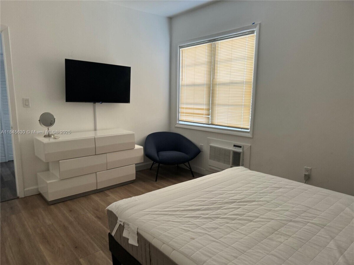 Photo - 300 Sunset Dr Unit 12-A