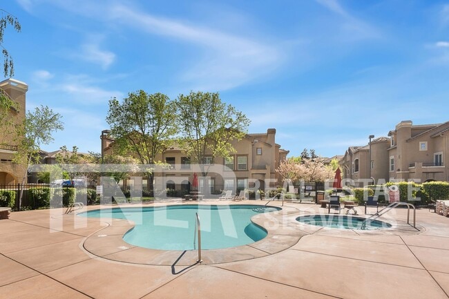 Photo - 5350 Dunlay Dr Unit #914