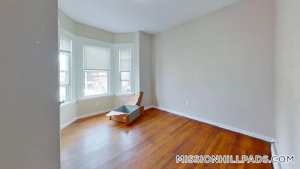 Photo - 121 George St Unit 1