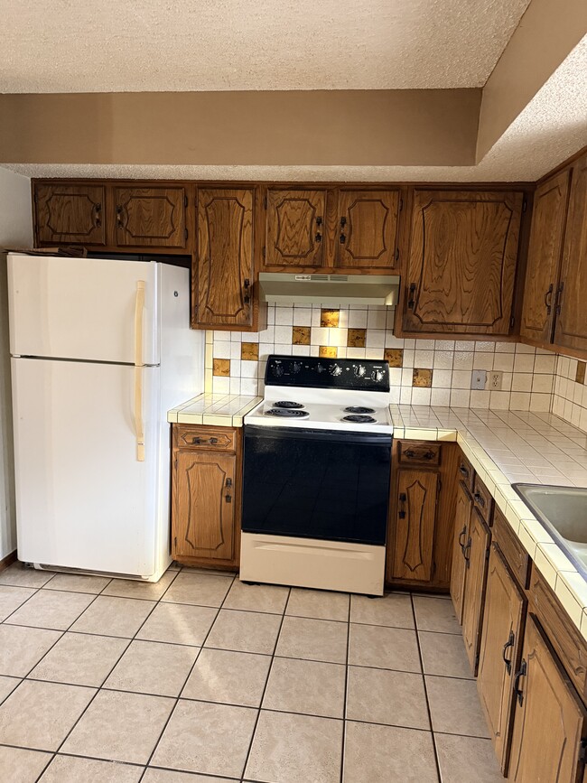 Photo - 2417 E Walnut Ave