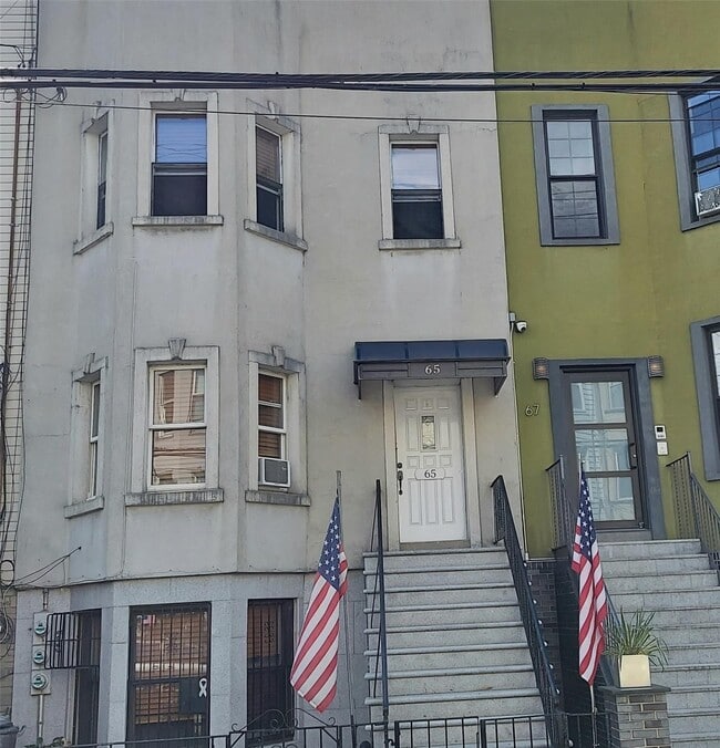 Photo - 65 Hausman St Apartment Unit 2nd Floor