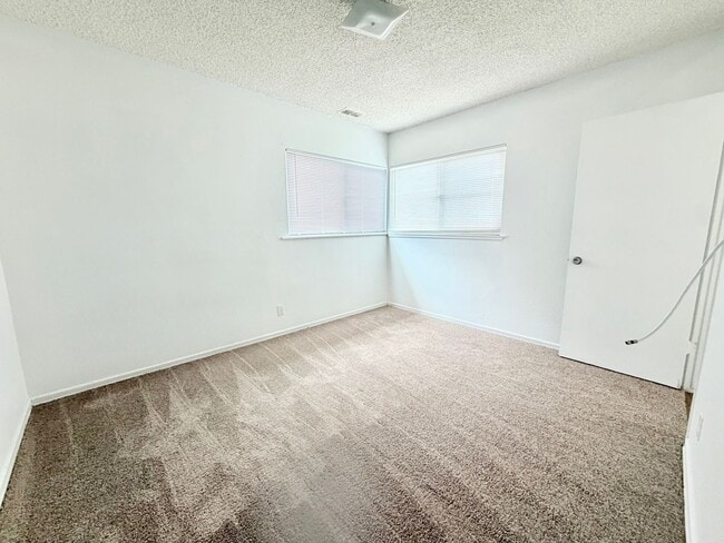 Photo - Newly Refreshed 3 bedroom 2 bathroom Home