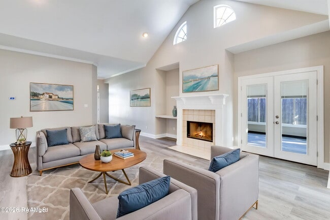 Photo - 111 Songbird Ln