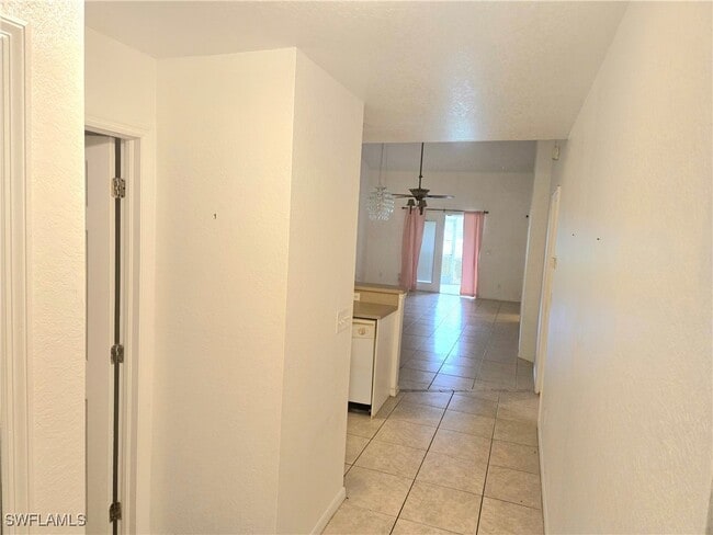 Photo - 1908 NE 8th Pl