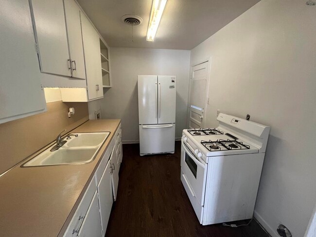 Photo - 1902 Huff St