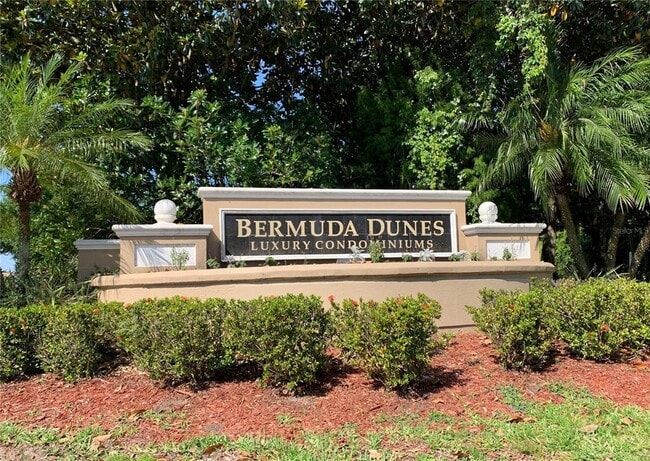 Building Photo - 7330 Westpointe Blvd Unit 434