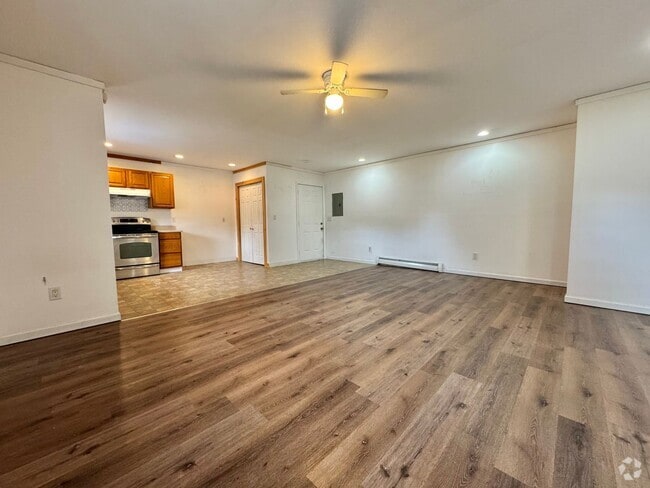 Building Photo - 2815 W Church St Unit B Rental