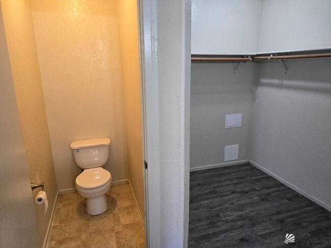 Photo - 11239 E 24th Pl