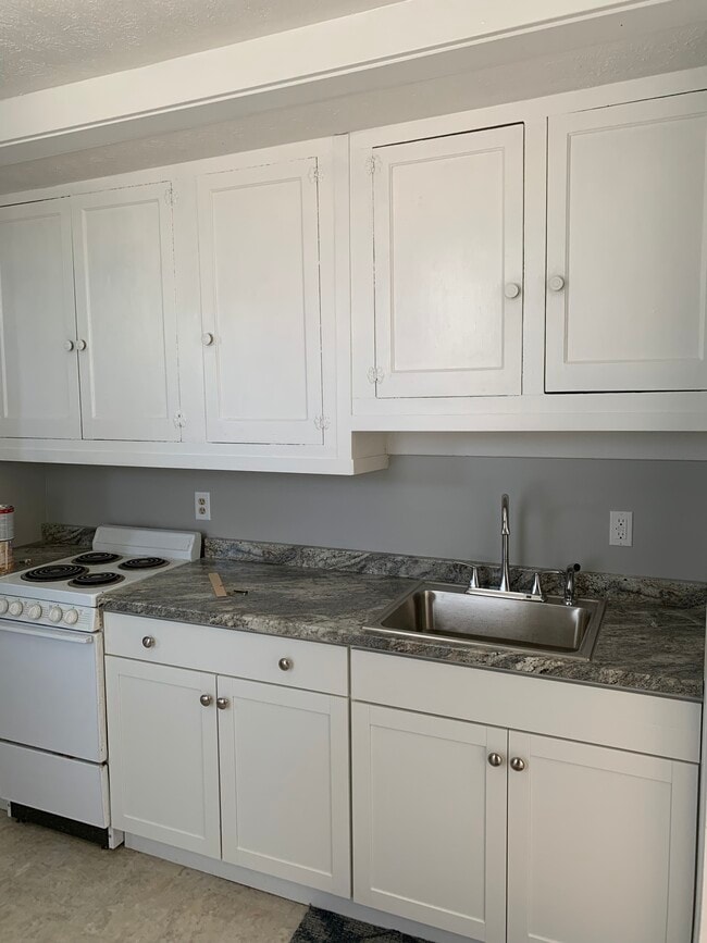 Building Photo - 4907 Capitol Ave Unit #3