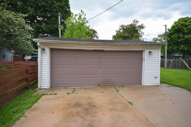 Photo - Unique multilevel floorplan with TONS of storage