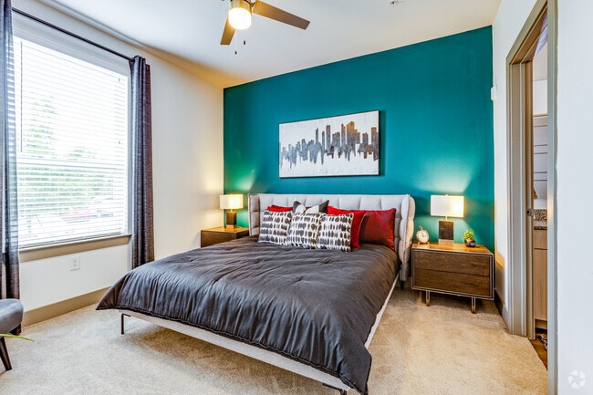 2 BR, 2 BA - 1,242 SF