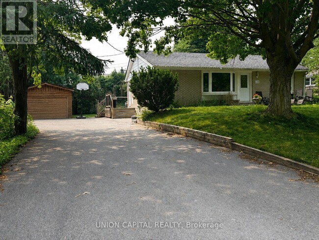 Photo - 248 James Ave