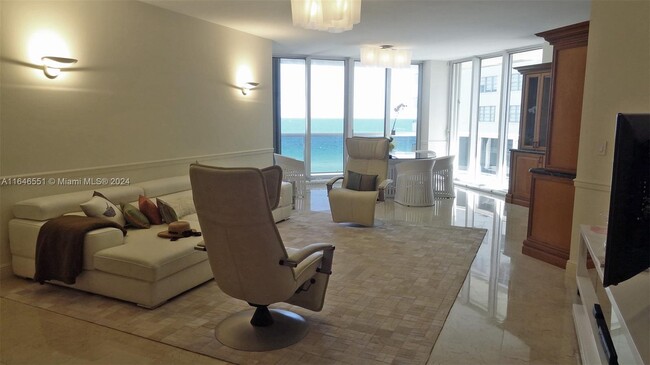 Photo - 9559 Collins Ave Condo Unit S6-H
