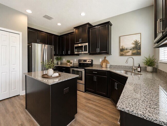 Photo - 1852 Tallulah Ter