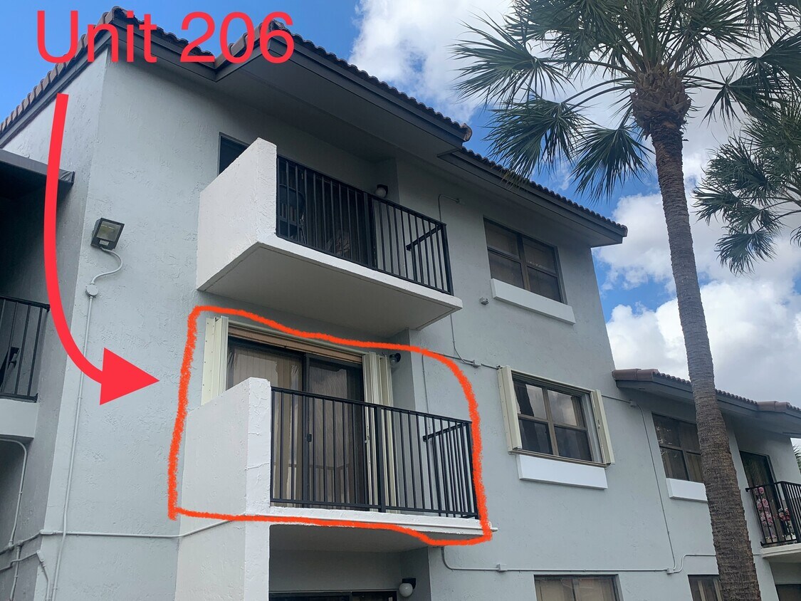 Photo - 7215 179th NW St (Hialeah, FL)