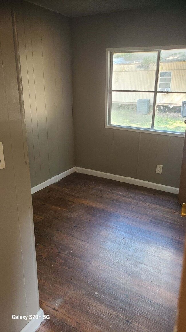 Photo - 228 Herbert Rd