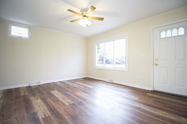 Photo - 622 Whitlock Ave