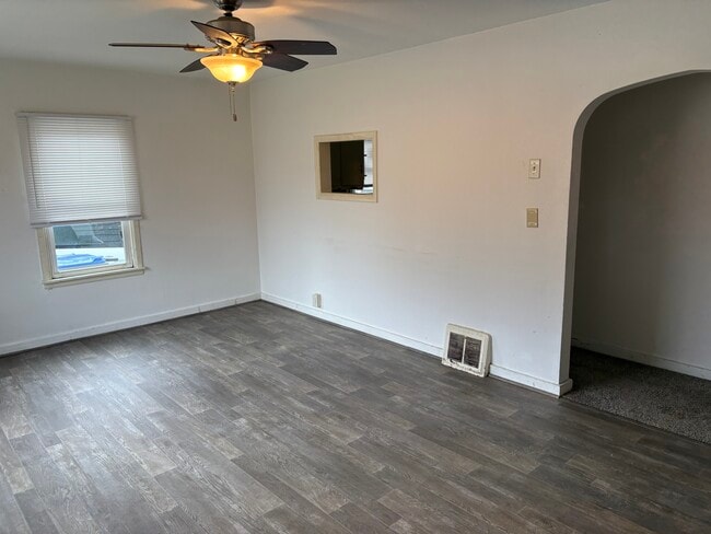 Photo - 804 College Ave